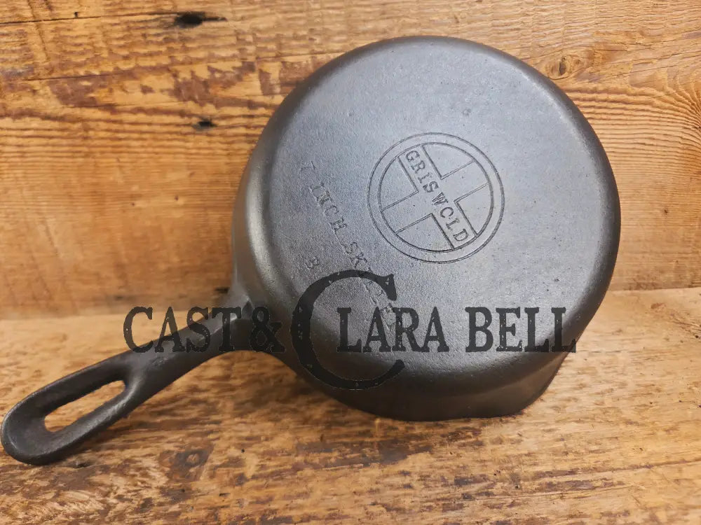 1950βs Wagner made Griswold #4 Skillet with Smooth Bottom. A fantastic #4 skillet Skillet