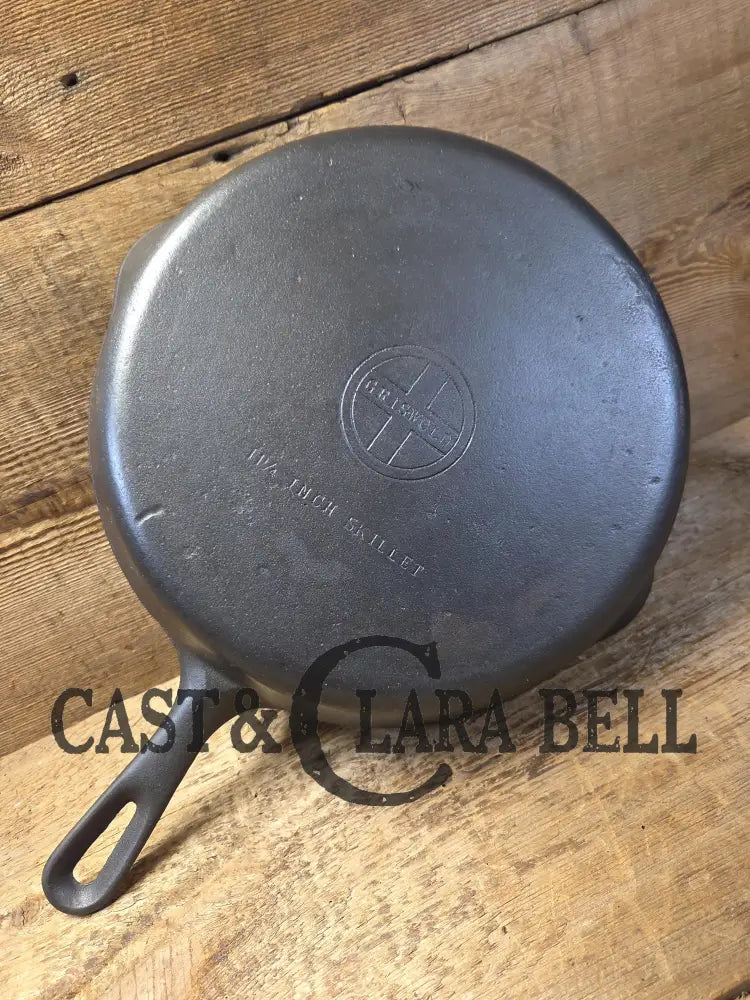 1950βs Wagner made Griswold #9 Skillet with Smooth Bottom. FANTASTIC daily cooker for gas or electric coil only. 11 1/4
