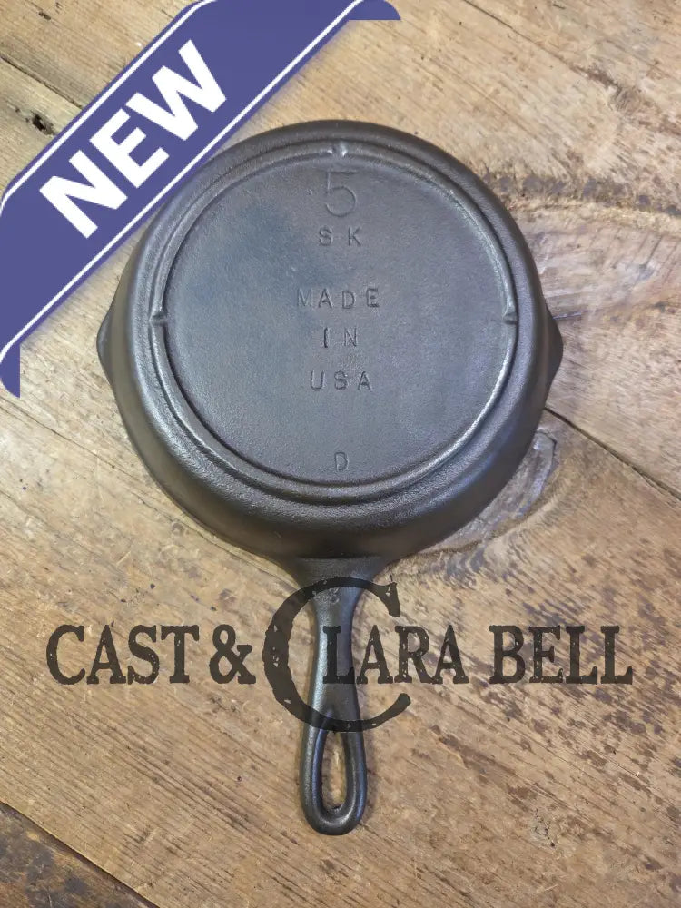 1960’s era Lodge #5 Cast Iron Skillet SK with 3 Notch Heat Ring ’D3’ SC24