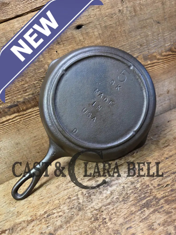 1960’s era Lodge #5 Cast Iron Skillet SK with 3 Notch Heat Ring ’D3’ SC24