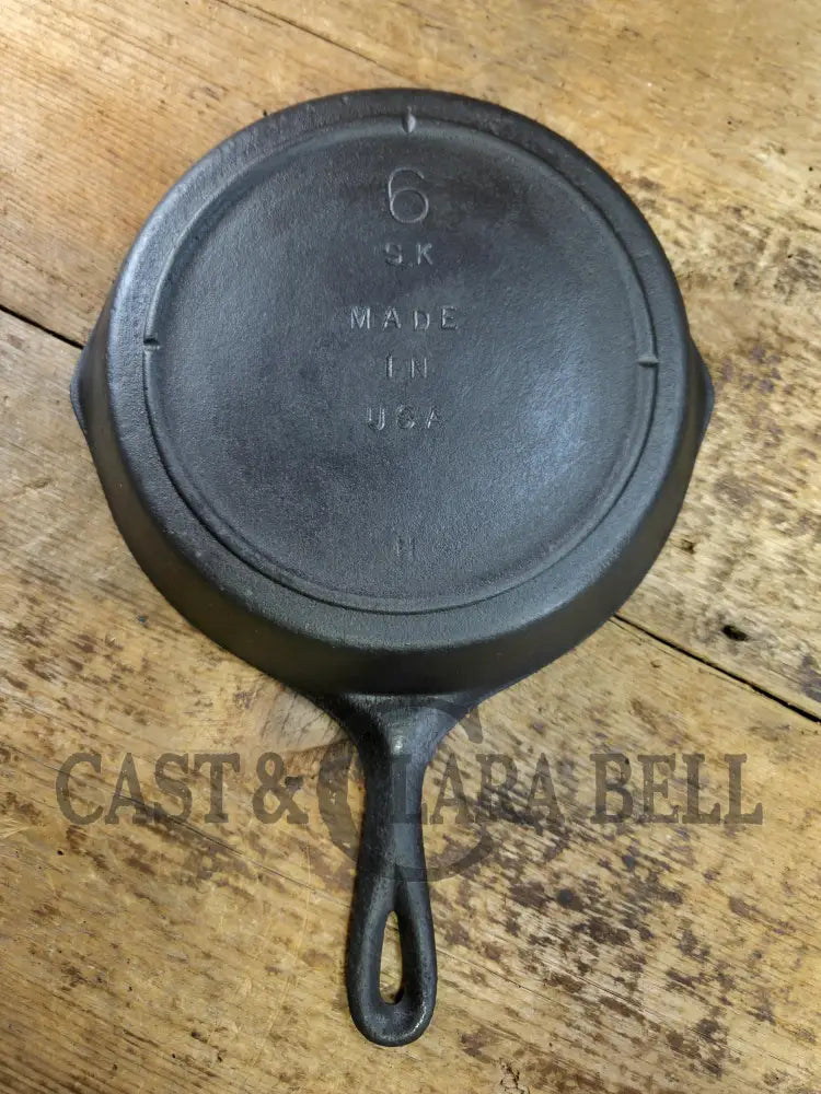 1960βs era Lodge #6 Cast Iron Skillet SK with 3 Notch Heat Ring βHβ. Great daily user!