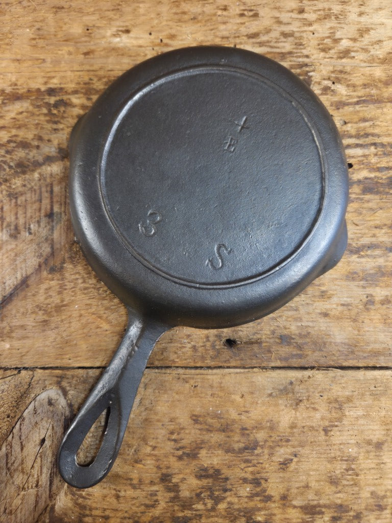 Amazing gift idea! Early Birmingham Stove & Range #3 ’S’ Series Egg Skillet Red Mountain Series. Restored and Ready to