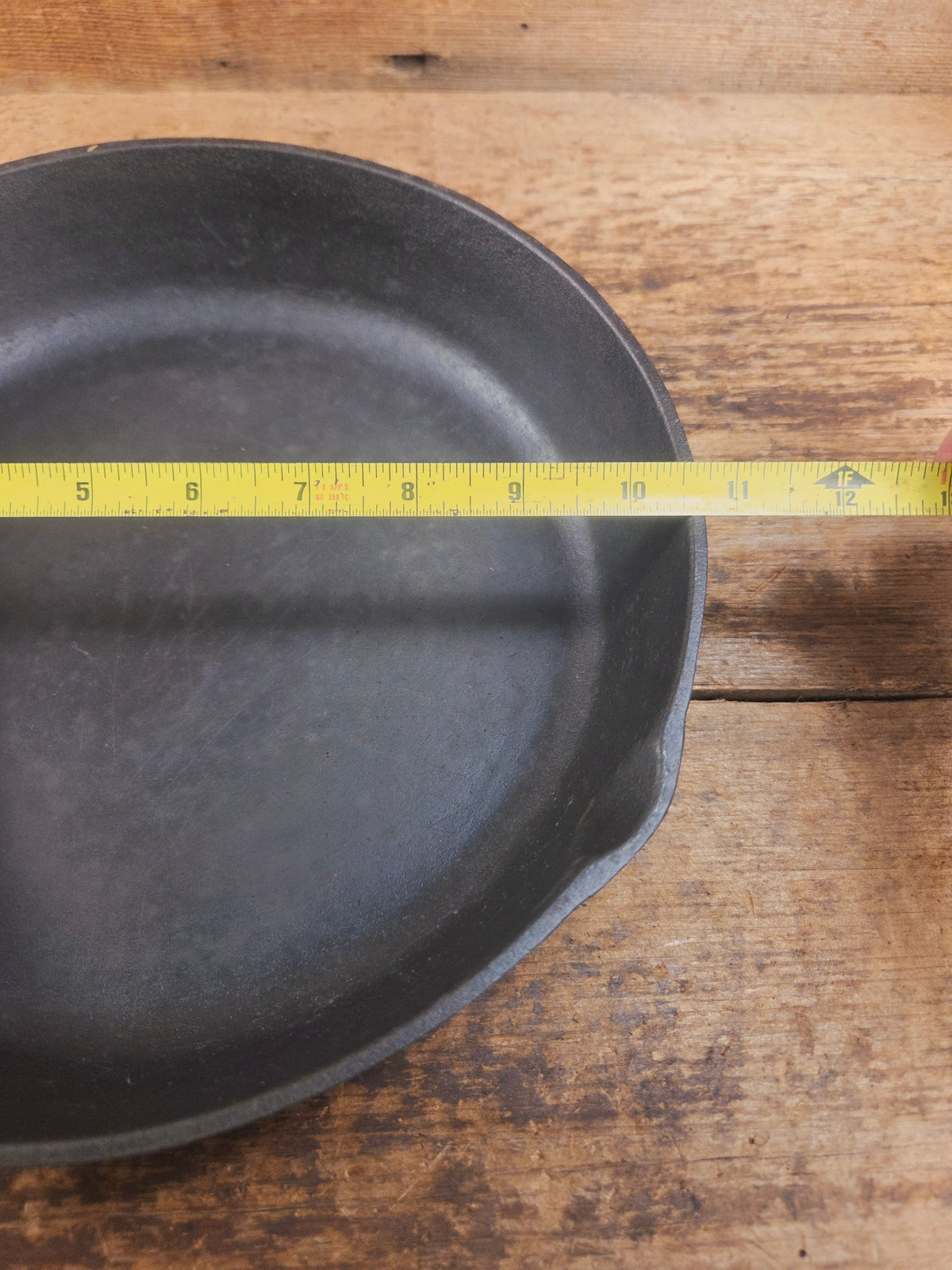 The Classic southern skillet! Birmingham Stove & Range Century Series No. 8 Skillet Skillet