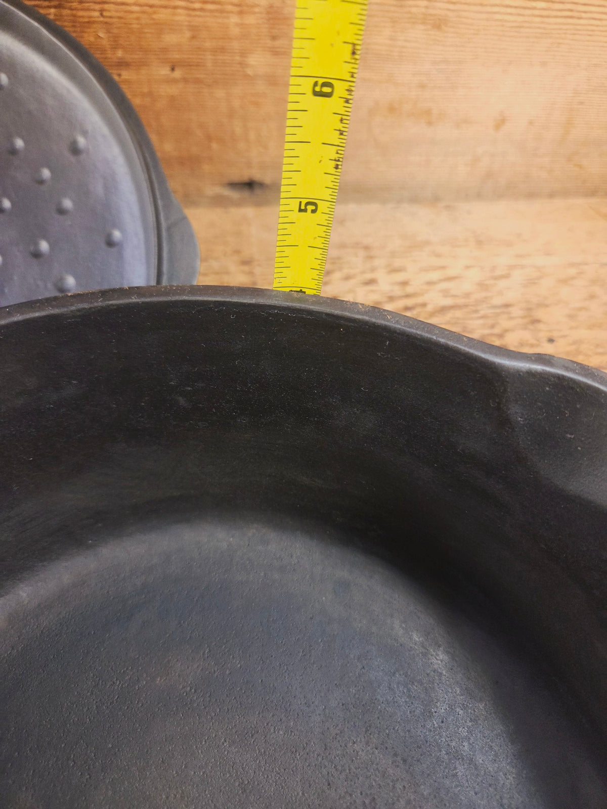 Early Birmingham Stove & Range (BSR) Red Mountain Series #8C Dutch oven with hand scribed numbers Dutch Ovens Trivets &