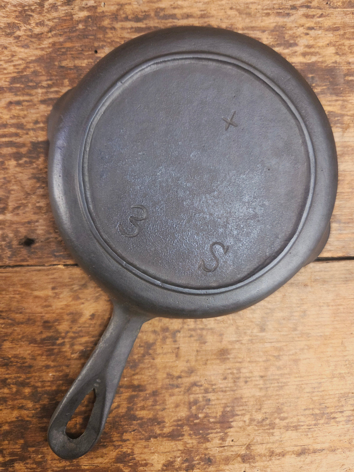 Amazing gift idea! Early Birmingham Stove & Range #3 ’S’ Series Egg Skillet Red Mountain Series. Restored and Ready to
