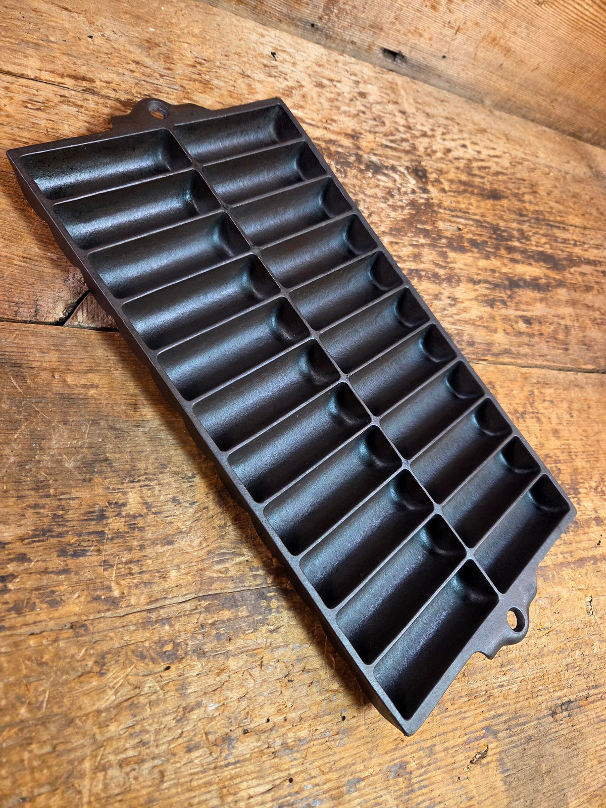 Beautiful gift idea for bakers and a tough one to find! Favorite Piqua #23 Bread Stick Pan Bakeware