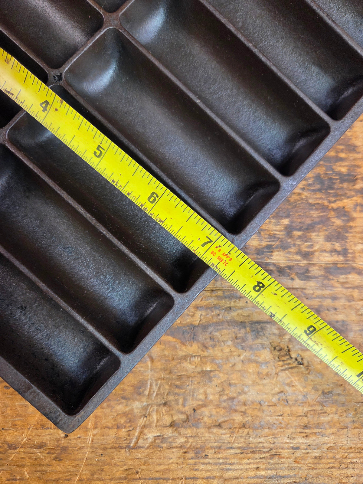 Beautiful gift idea for bakers and a tough one to find! Favorite Piqua #23 Bread Stick Pan Bakeware