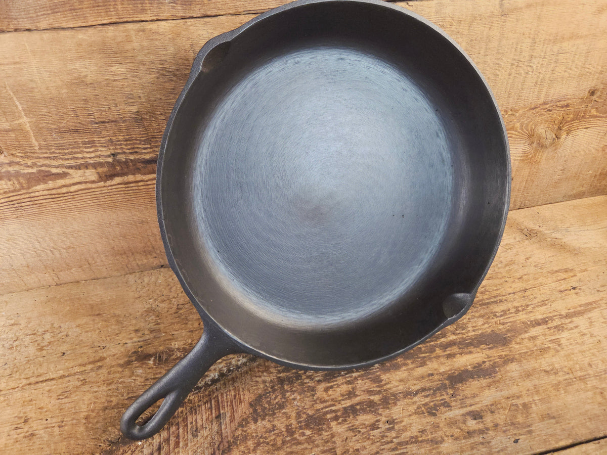 Birmingham Stove & Range Century Series #10 Skillet with beautiful swirls! - Skillet