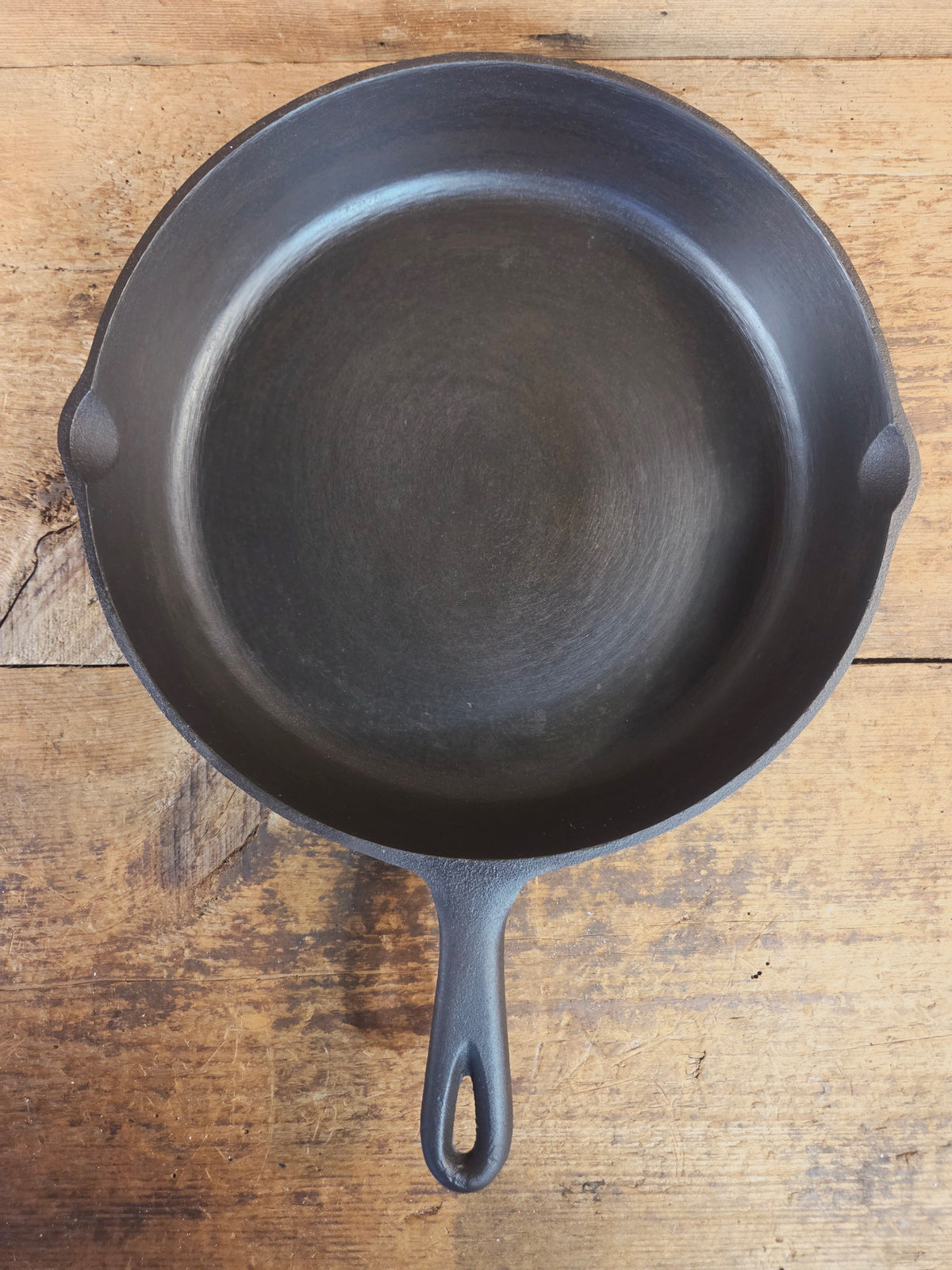 Birmingham Stove & Range Century Series #10 Skillet with beautiful swirls! 5 H-1 - Skillet