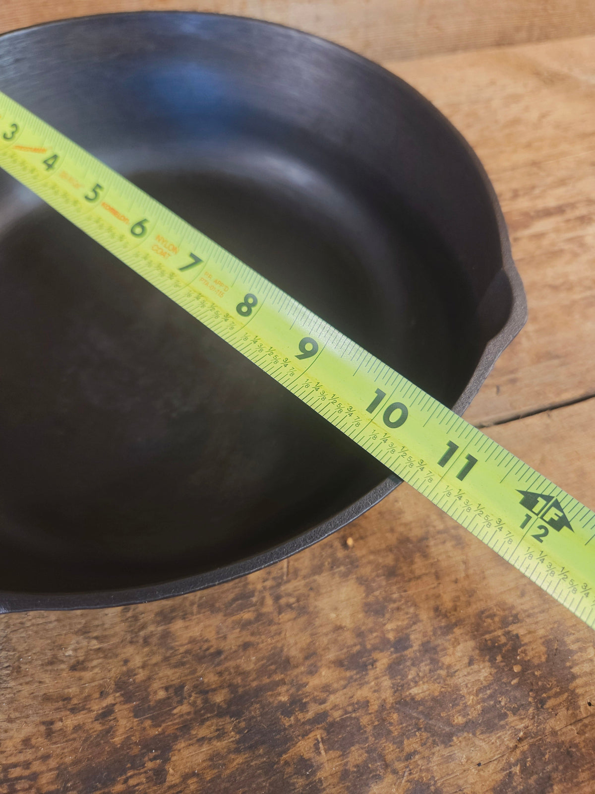 A southern classic! BSR #8 Century Series Deep Skillet #8. Great for fried chicken or soups! - Skillet