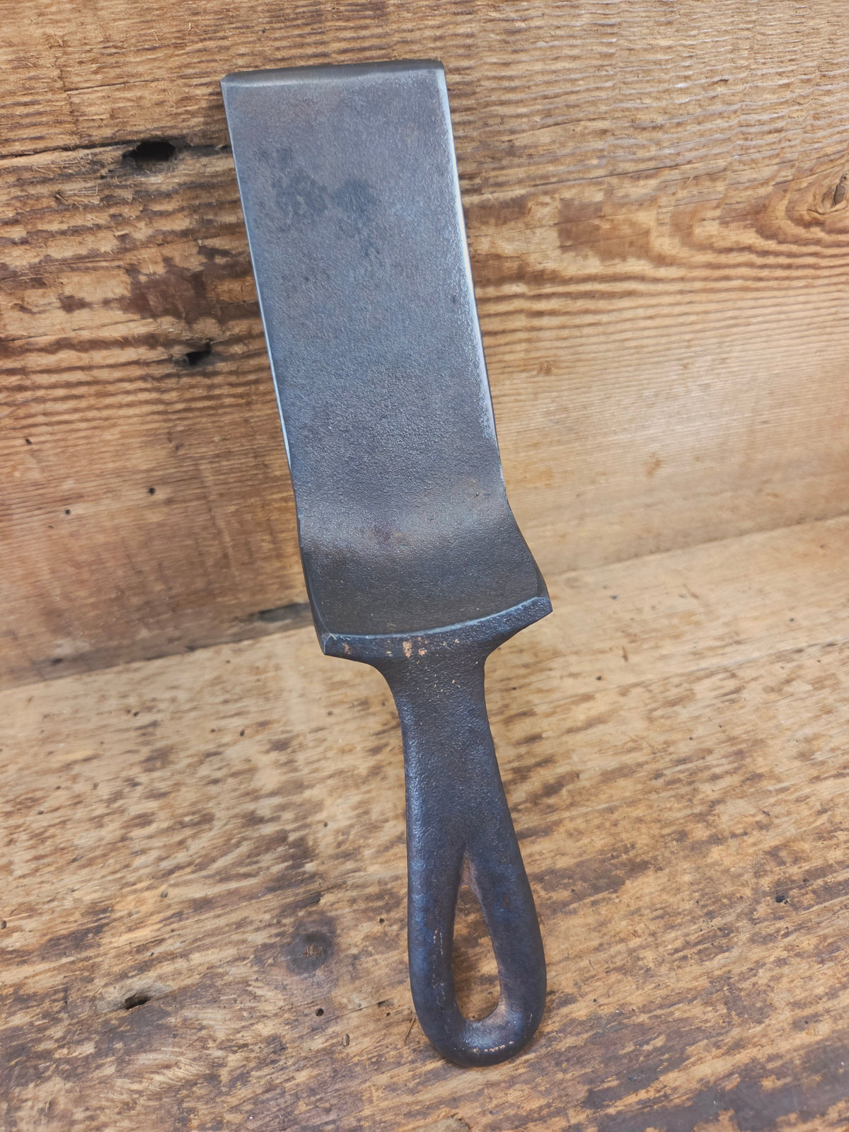 Custom made small Birmingham S&R Cast Iron Skillet Pie Server. Reclaimed from a #3 BSR Red Mountain cast iron skillet.