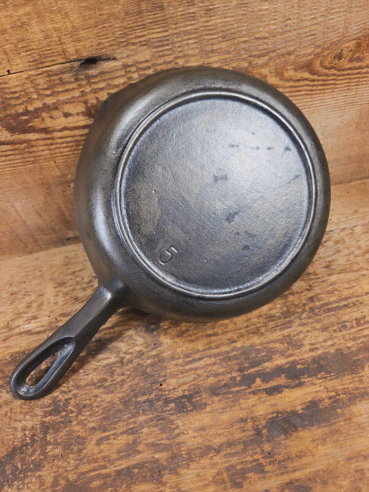 Birmingham Stove & Range 1940’s era Red Mountain Series #5 Skillet with Heat Ring - Skillet