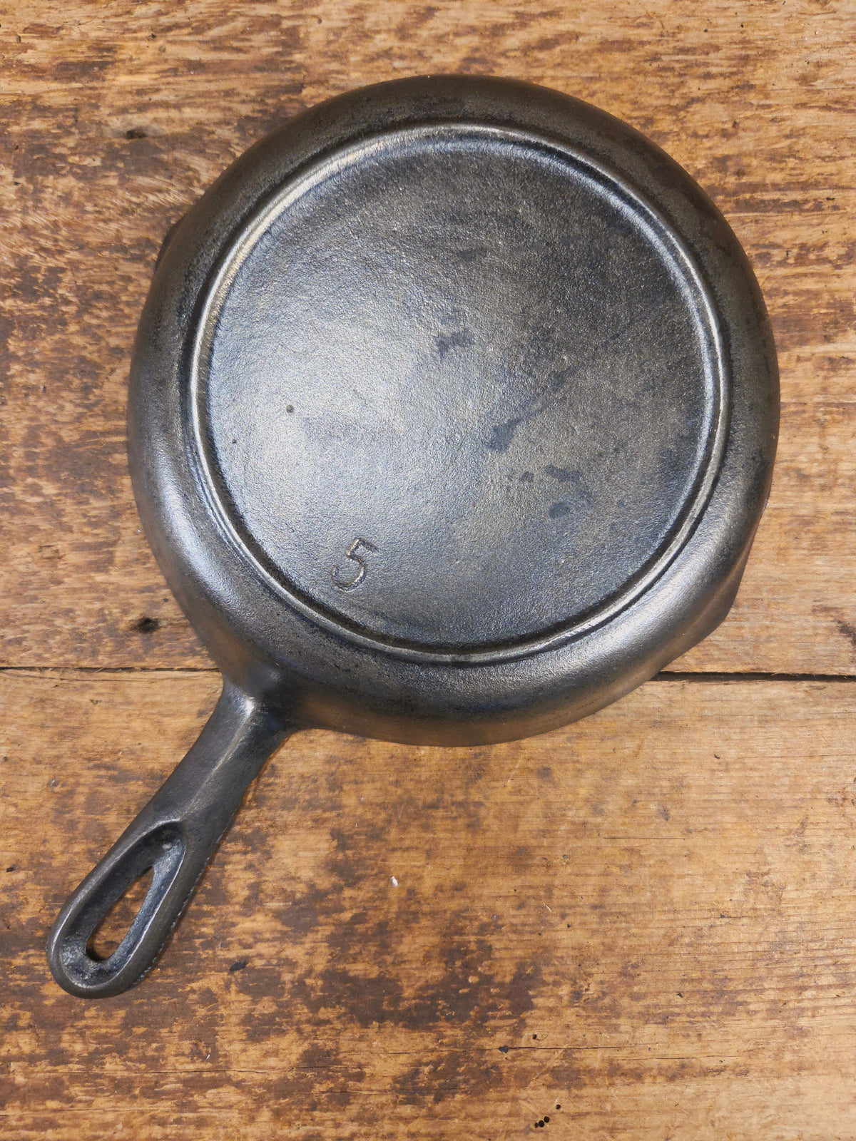 Birmingham Stove & Range 1940’s era Red Mountain Series #5 Skillet with Heat Ring - Skillet