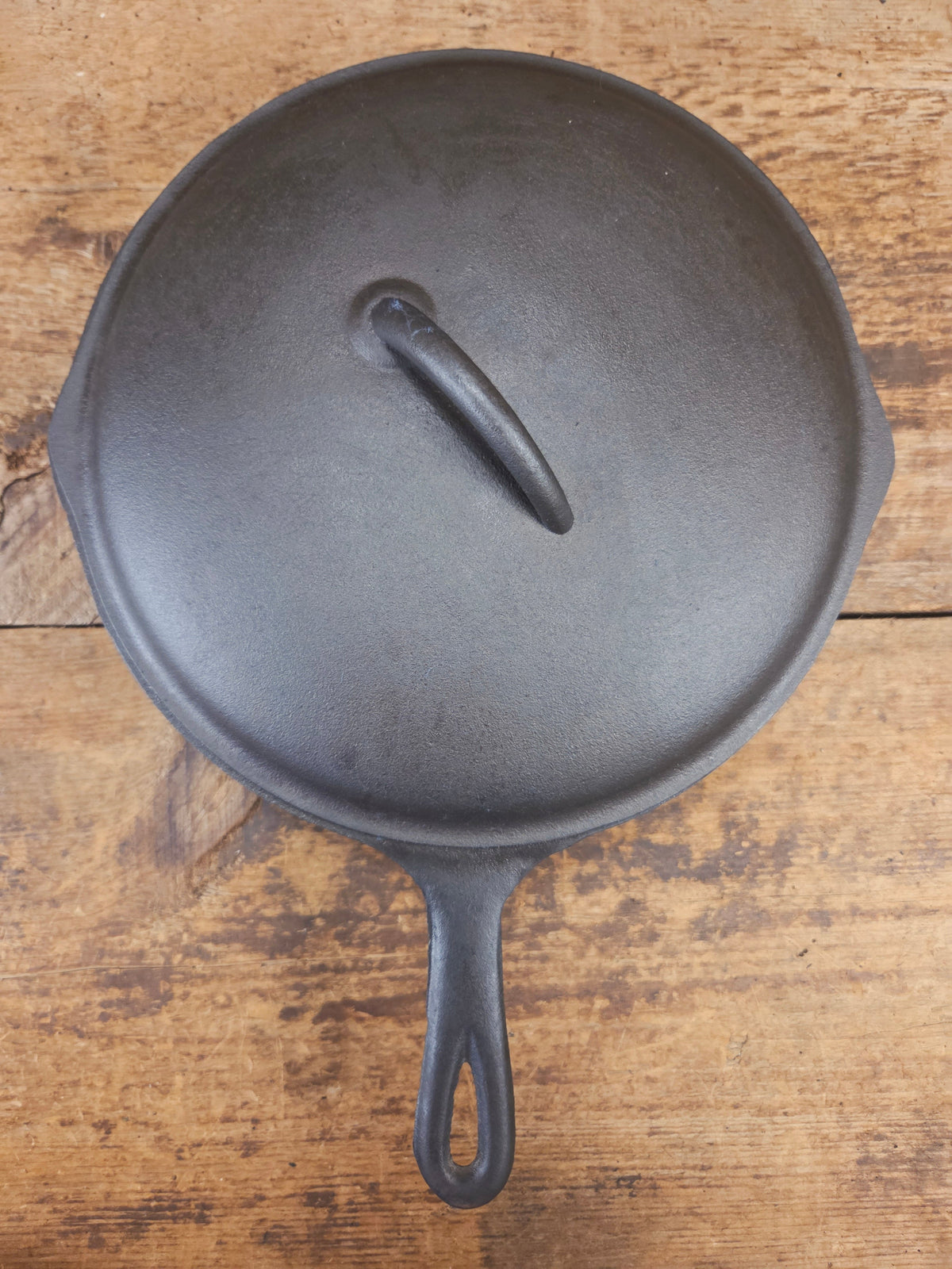 A Southern Classic! Matching BSR #7 Century Series cast iron Chicken Fryer AND Lid! Great for fried chicken or soups!