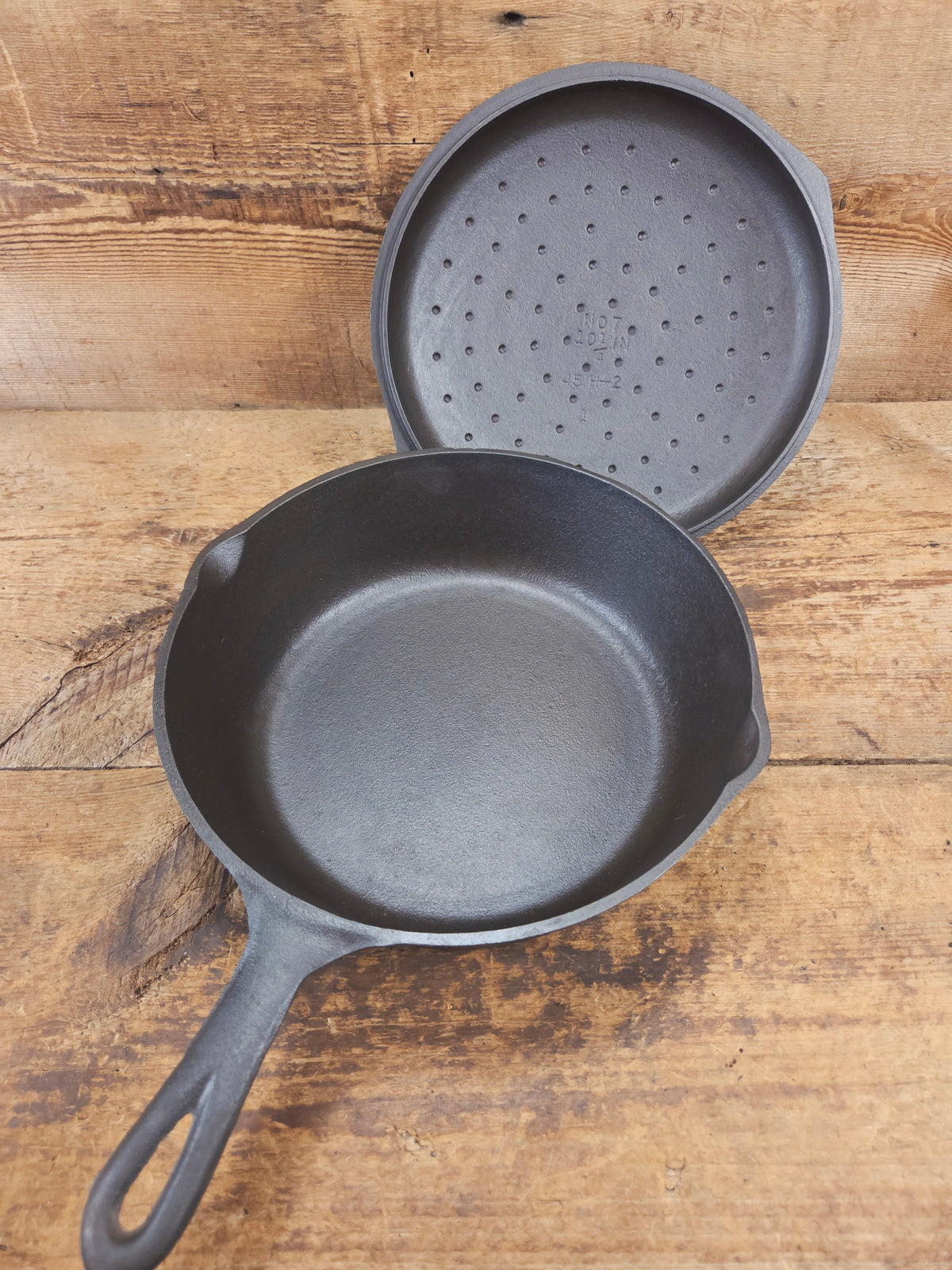 A Southern Classic! Matching BSR #7 Century Series cast iron Chicken Fryer AND Lid! Great for fried chicken or soups!