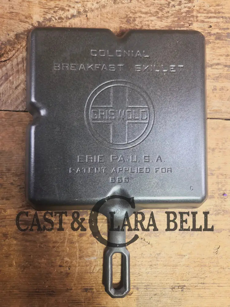 A customer favorite! Unique Griswold Cast Iron Colonial Breakfast Skillet! P/N 666 C. Great for bacon and eggs! Skillet
