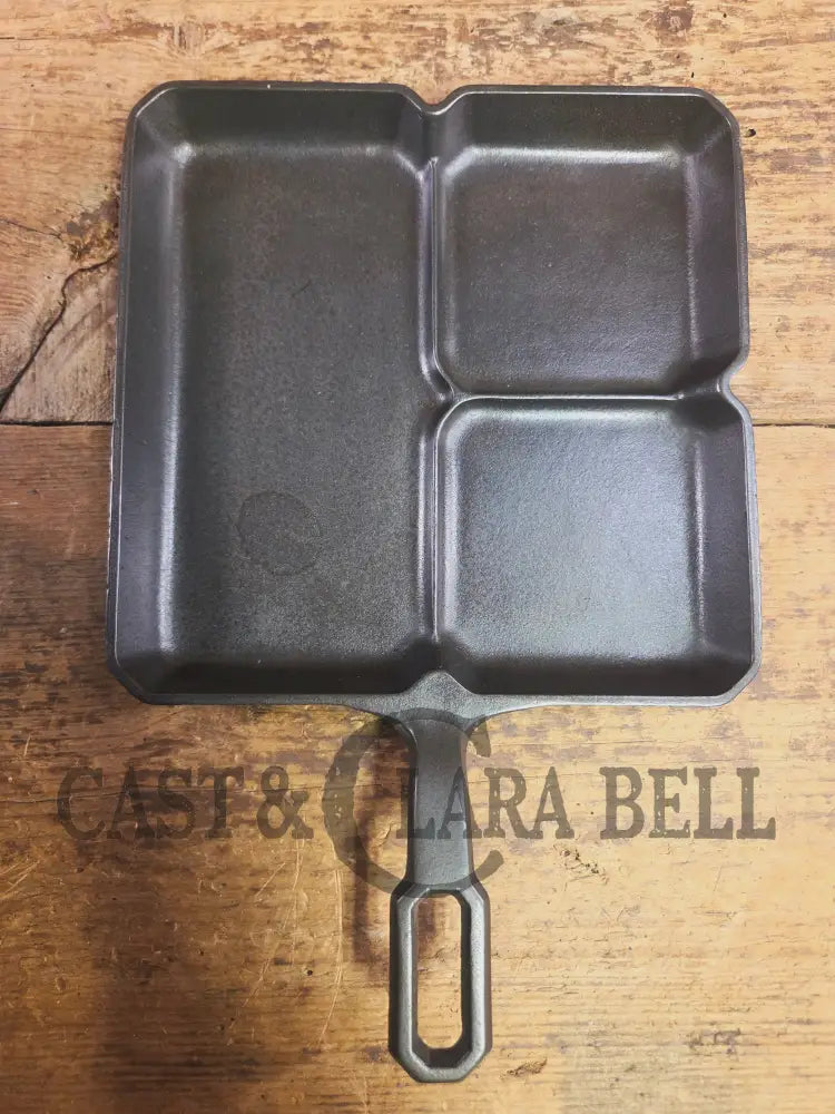 A customer favorite! Unique Griswold Cast Iron Colonial Breakfast Skillet! P/N 666 C. Great for bacon and eggs! Skillet