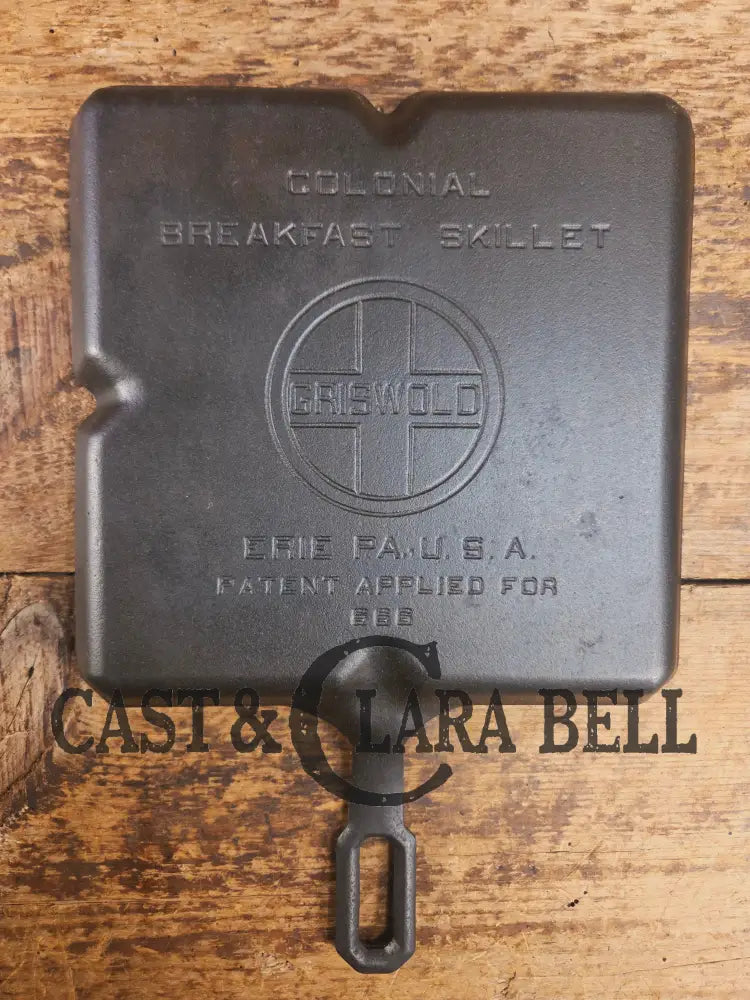 A customer favorite! Unique Griswold Cast Iron Colonial Breakfast Skillet! P/N 666 D. Great for bacon and eggs! Skillet
