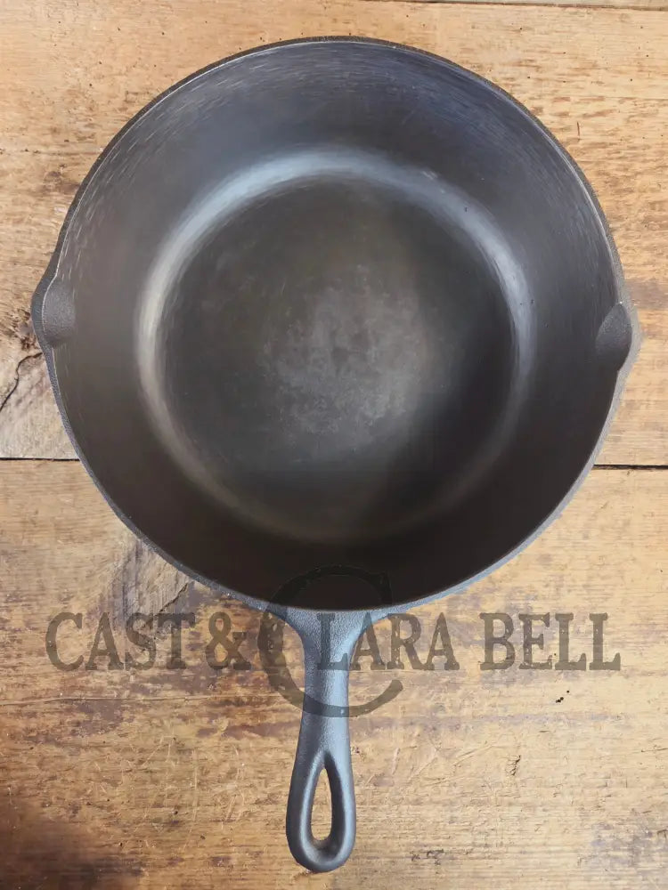 A southern classic! BSR #8 Century Series Deep Skillet #8. Great for fried chicken or soups! - Skillet