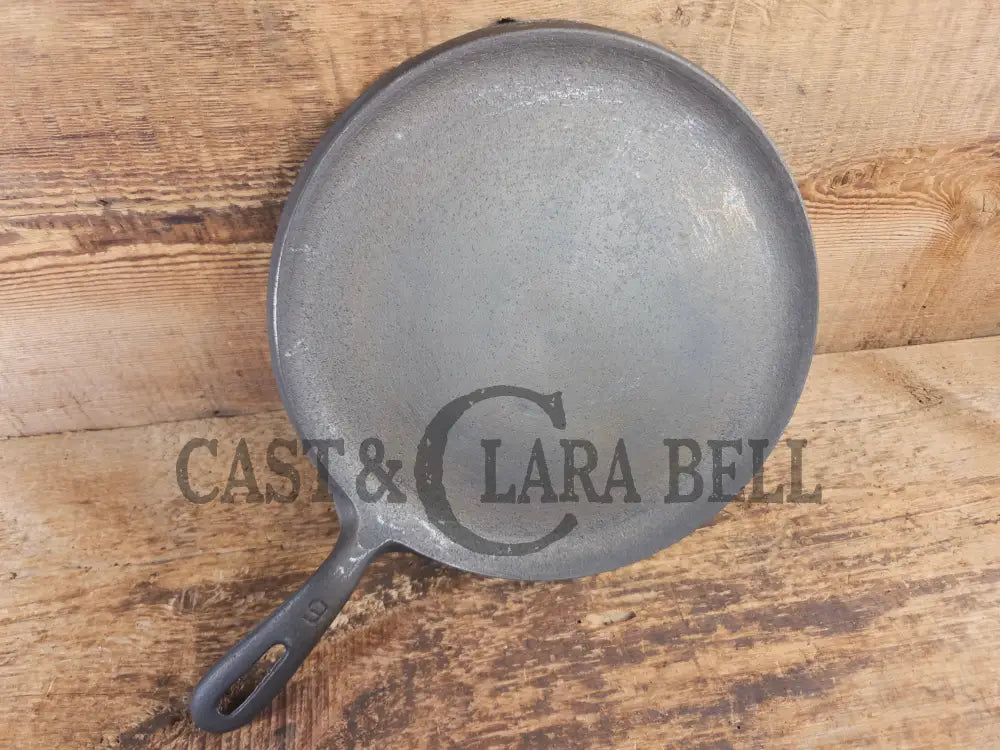 Absolutely gorgeous!! Unmarked Wagner #9 Round Griddle 10 1/4 INCH GRIDDLE SC24 - Griddle