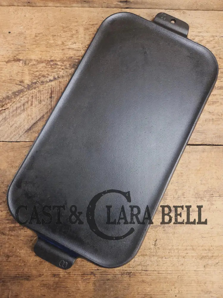 Almost mint! 1930’s Griswold #8 Long cast iron griddle. 908 A. Great pancake griddle! Griddle