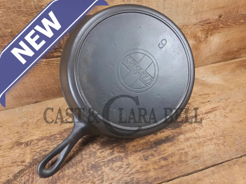 Almost Mint! Early 1910βs Griswold #9 Cast Iron Skillet Large Block Slant Logo βErie,β 710 A - Skillet