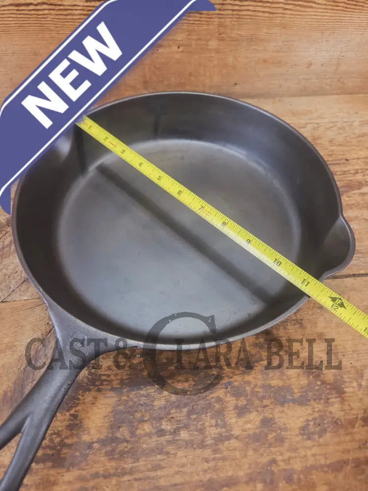 Almost Mint! Early 1910βs Griswold #9 Cast Iron Skillet Large Block Slant Logo βErie,β 710 A - Skillet
