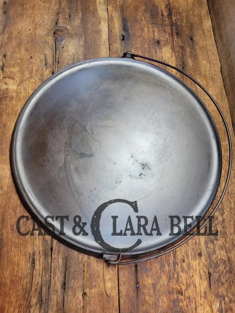 Amazing! 1920βS Huge Hard To Find #16 Griswold Large Block Logo Griddle With Bail! You Donβt