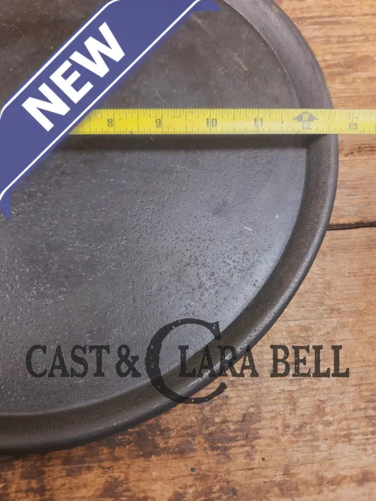 Amazing! Antique #12 handled round griddle! PERFECT pizza griddle or griddle for the cabin! Griddle