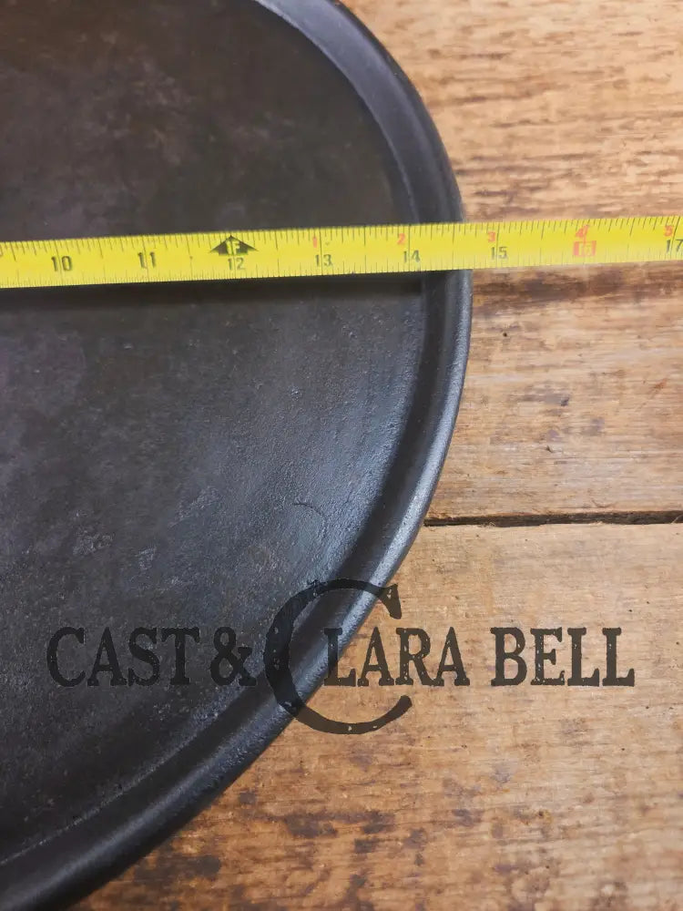 Amazing! Antique #14 handled gate marked round griddle! We’ve never seen one like this. PERFECT pizza peel or griddle