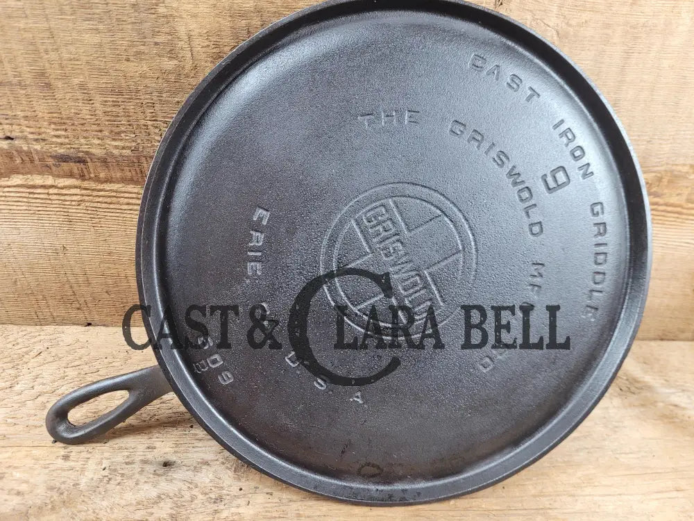 Amazing Piece Of American History. 1920’S Griswold #9 Round Griddle With Large Block Logo 609.