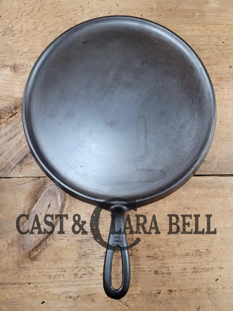 Amazing Piece Of American History. 1920’S Griswold #9 Round Griddle With Large Block Logo 609.