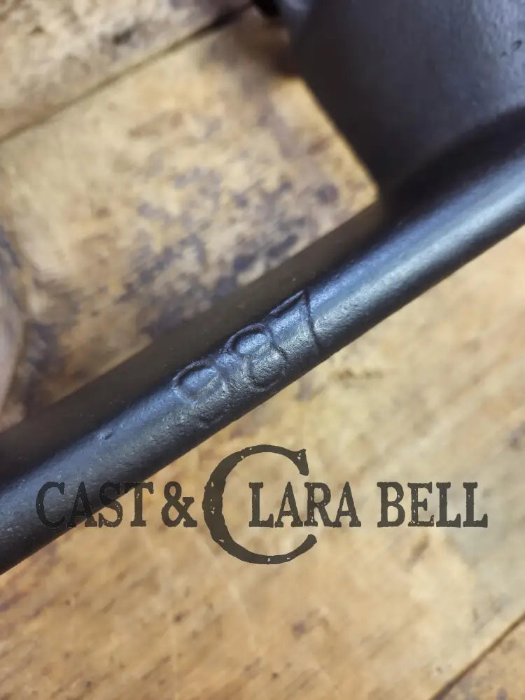 An absolute favorite! 1910’s Era HTF 1920’s Griswold #11 Square Waffle Iron w/ Raised Letter New American Logo. Raised