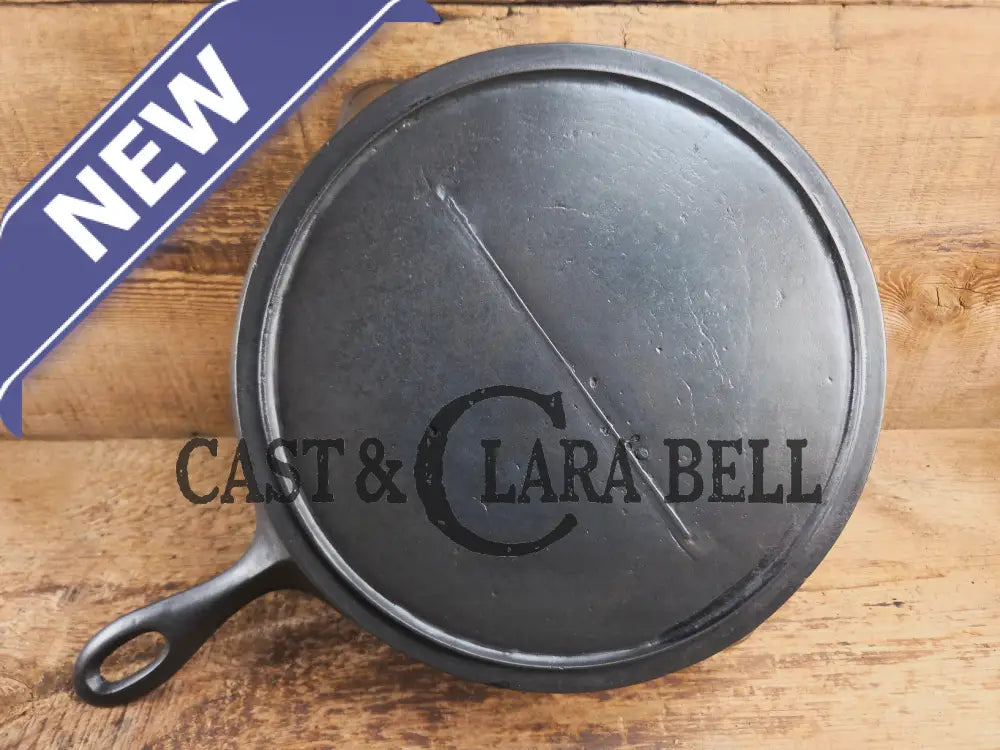 Antique elegant gate-marked unknown #10 skillet. This is GORGEOUS. Est 1880’s Era. Flat handle raised #10 Pattern.