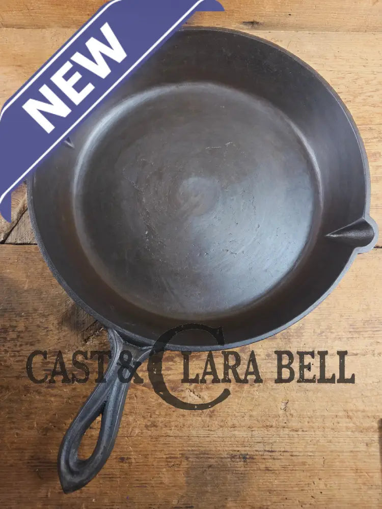 Antique elegant gate-marked unknown #11 deep skillet. Awesome piece of history 1880’s Era. Semi fancy handle possible