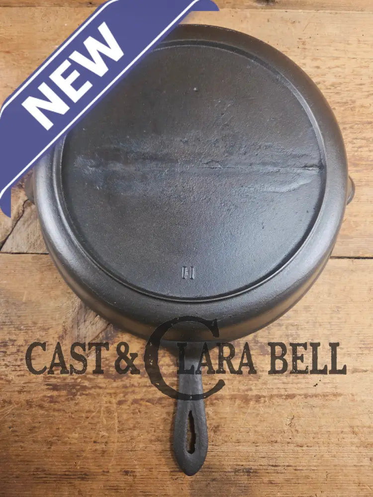 Antique elegant gate-marked unknown #11 deep skillet. This is GORGEOUS. Est 1880’s Era. Semi fancy handle possible Ohio
