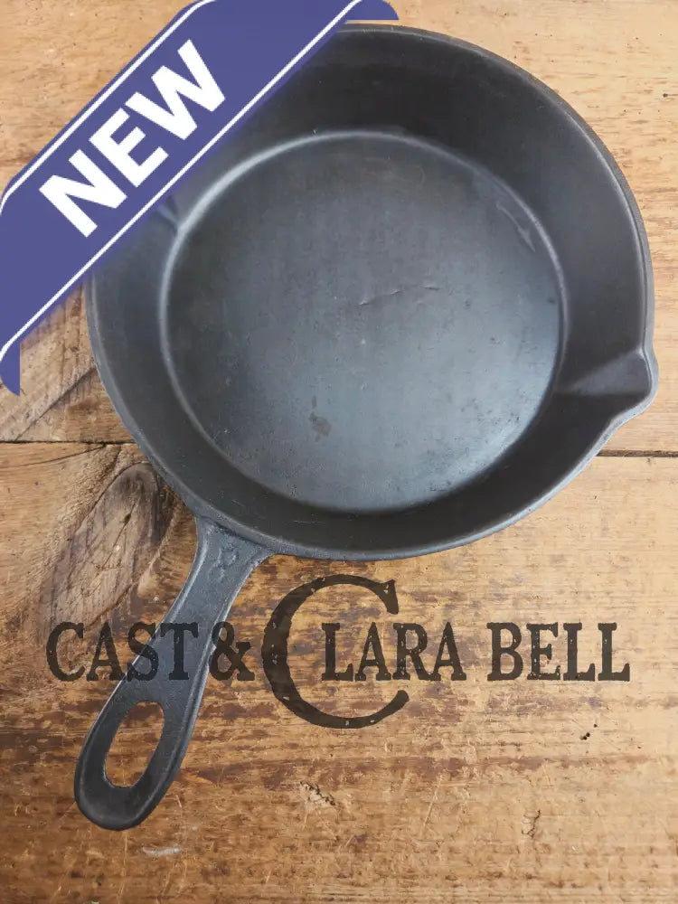 Antique elegant gate-marked unknown #8 skillet. Wonderfully preserved. Est 1880βs Era. Flat handle # Pattern Skillet