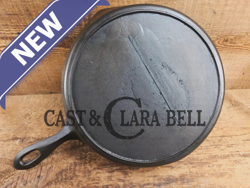 Antique elegant gate-marked unknown #9 skillet. Amazing condition Est 1880’s Era. Flat handle raised #9 Pattern Skillet