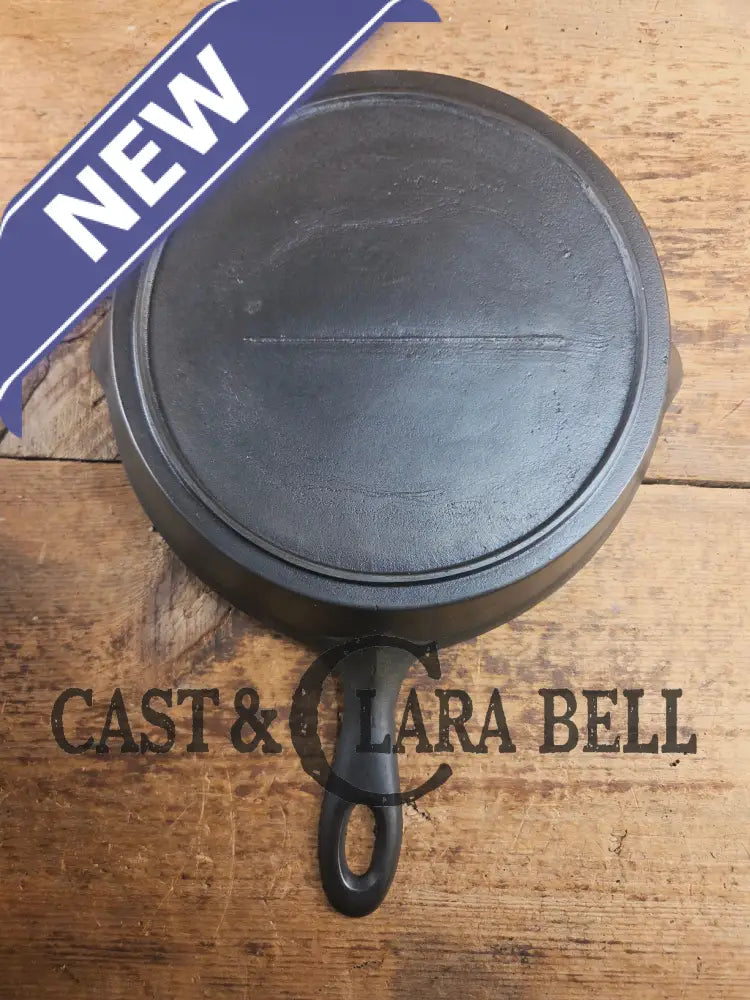 Antique elegant gate-marked unknown #9 skillet. Wonderfully preserved. Est 1880’s Era. Flat handle #7 Pattern Skillet