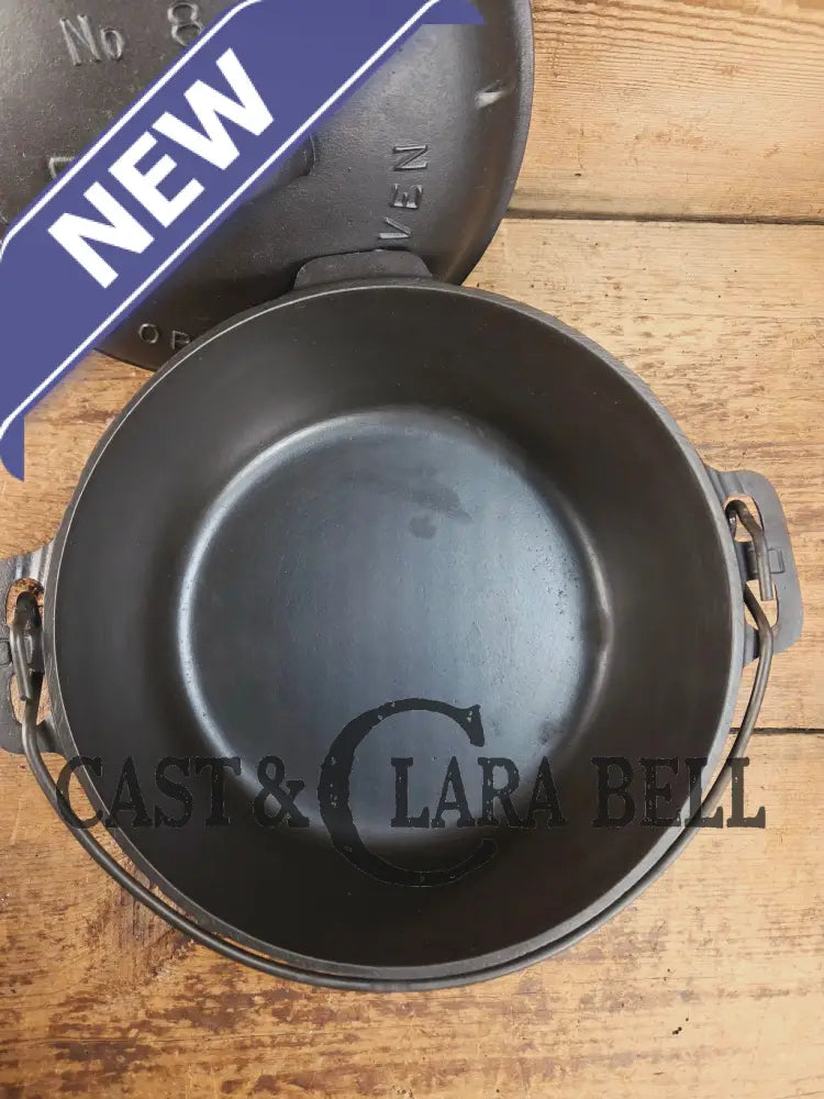 Awesome! 1920โs Griswold #8 Tite-Top Cast Iron Dutch Oven 833 F and high dome matching Griswold Lid 2551 Dutch Ovens