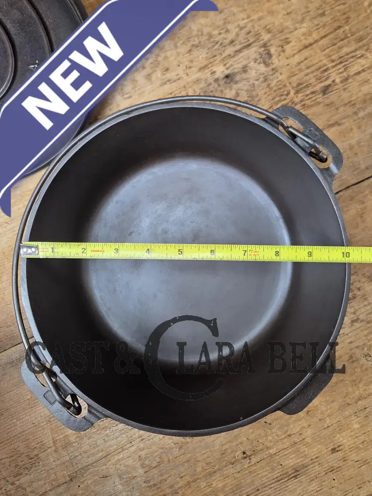 Awesome! 1920’s Griswold #8 Tite-Top Cast Iron Dutch Oven 833 F and high dome matching Griswold Lid 2551. Skillet