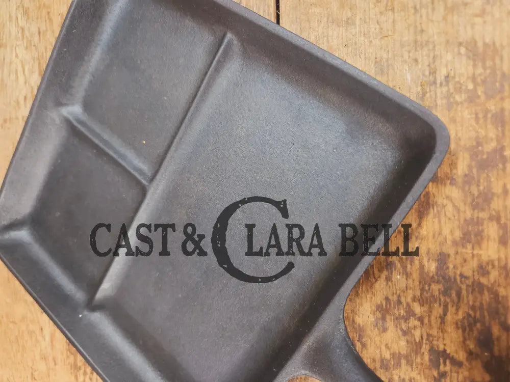 Awesome. 1930βs Era Wagner Ware Bacon and Egg Cast Iron Breakfast Skillet 1101 A14. Great gift idea! Skillet