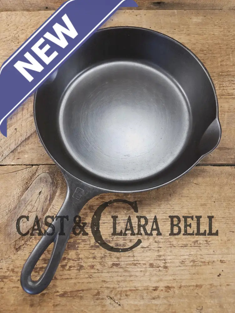 Awesome 1940’s Griswold #6 Cast Iron Skillet with Small Block Logo Flat Style Handle and Smooth Bottom 699 D Skillet