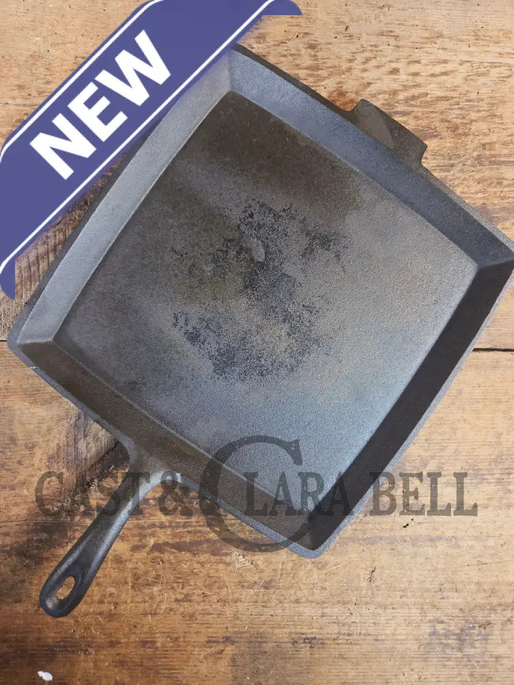 Awesome and huge Birmingham S&R square breakfast skillet. Perfect universal piece for your kitchen! SC24 - Skillet