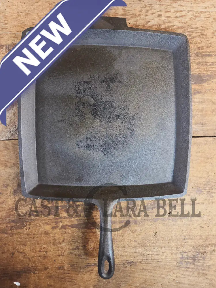 Awesome and huge Birmingham S&R square breakfast skillet. Perfect universal piece for your kitchen! SC24 - Skillet