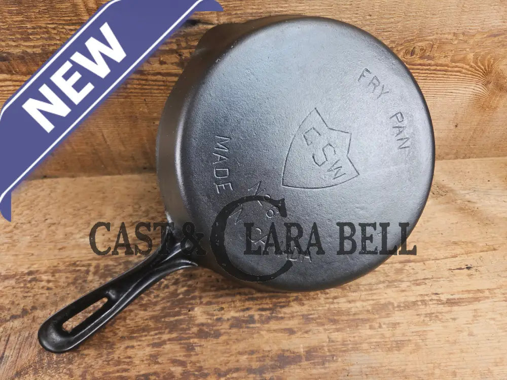 Awesome Canadian made 1940’s vintage GSW (General Steel Wares) #6 skillet. Harder to find! Skillet