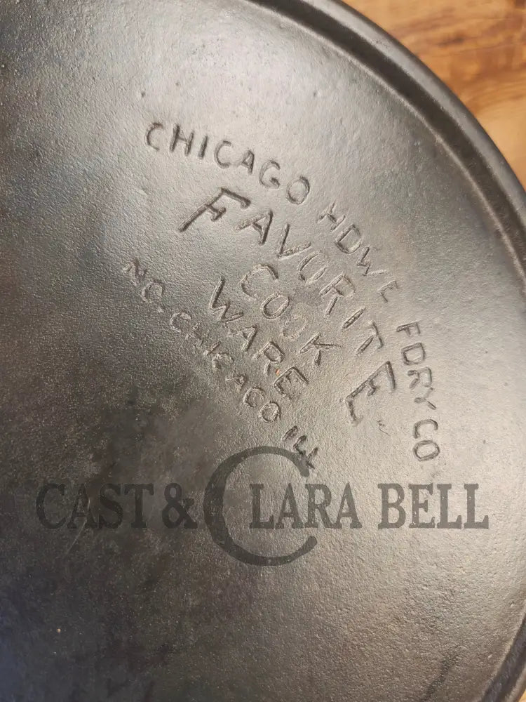 Awesome! Early 1900’s Chicago Hardware Foundry #8 Deep Skillet! Our favorite foundry story and a great skillet!