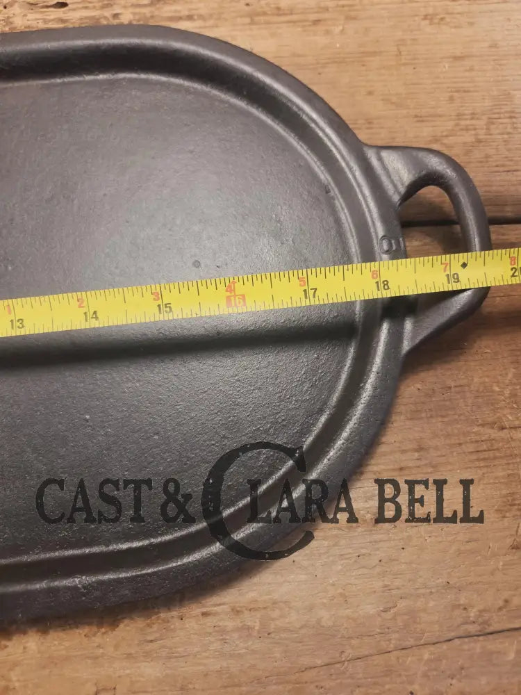 Awesome every day pan! 1920’s era Griswold #8 long pan w Block Slant Logo Erie 712. Sulfur pitting is fully restored