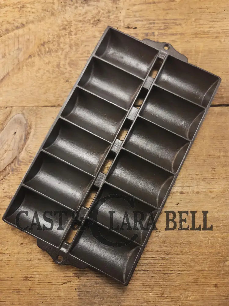 Awesome Gift Idea! 1920’s Wagner Ware French Roll Pan ’D’. Restored and Ready to Bake! Bakeware