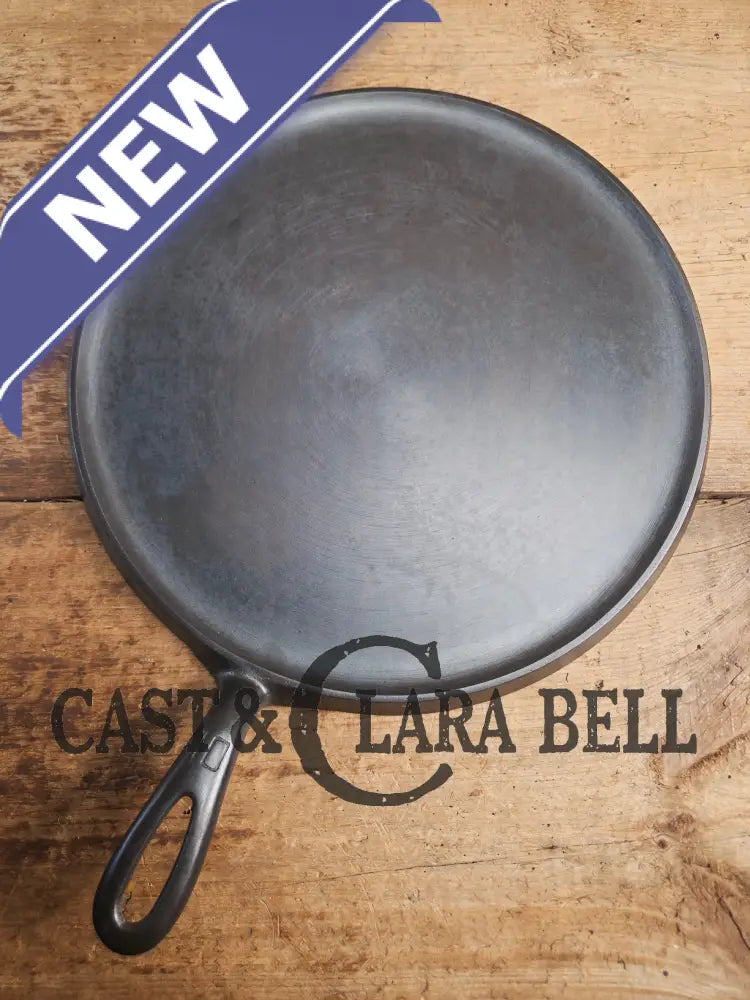 Awesome pizza griddle or for breakfast hot cakes! 1920’’s #10 Griswold Large Block cast iron Griddle 610 Griddle